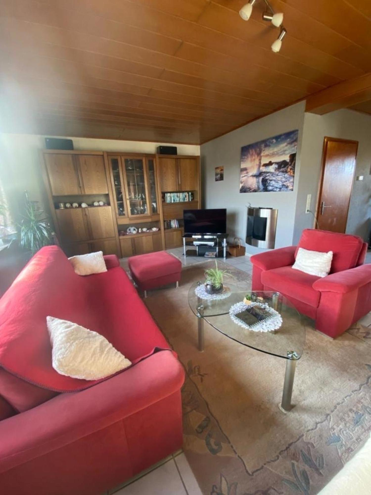 Haus Willi Apartment Asslar Екстериор снимка